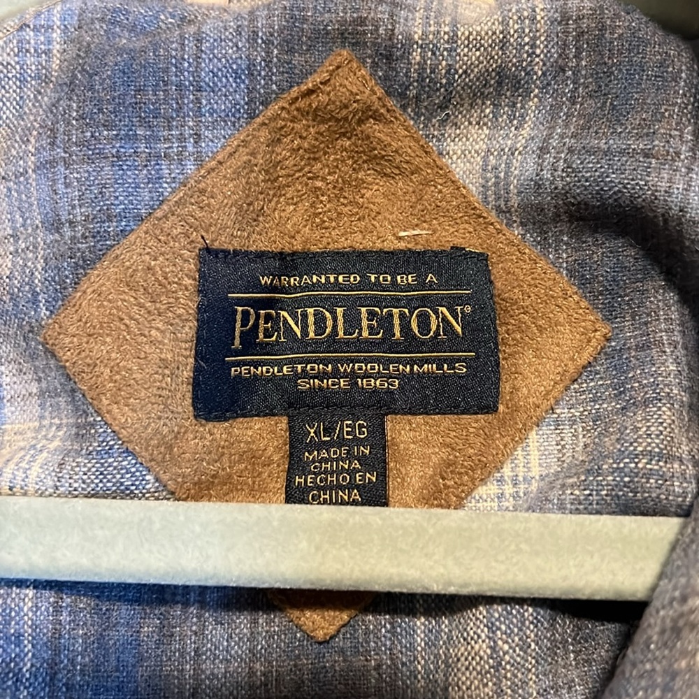 Pendleton coat - Picture 4 of 7